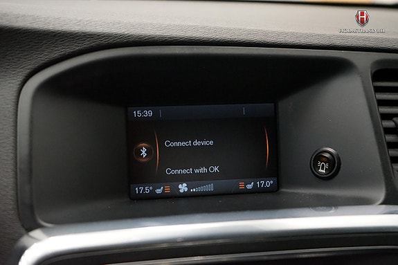 Volvo V60 14 of 18