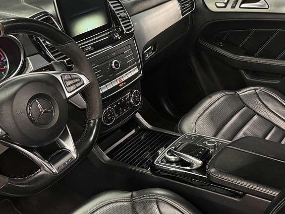 Mercedes-Benz GLE63 12 of 20