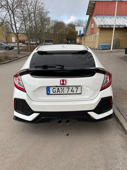 Honda Civic 2 of 5