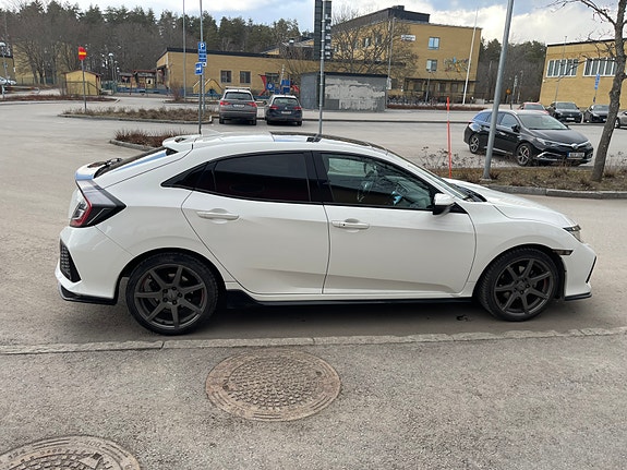 Honda Civic 3 of 5