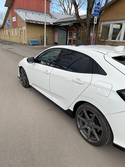 Honda Civic 4 of 5