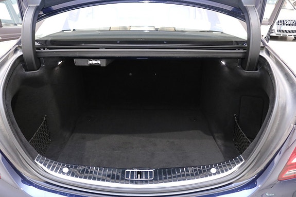 Mercedes-Benz S560 17 of 24