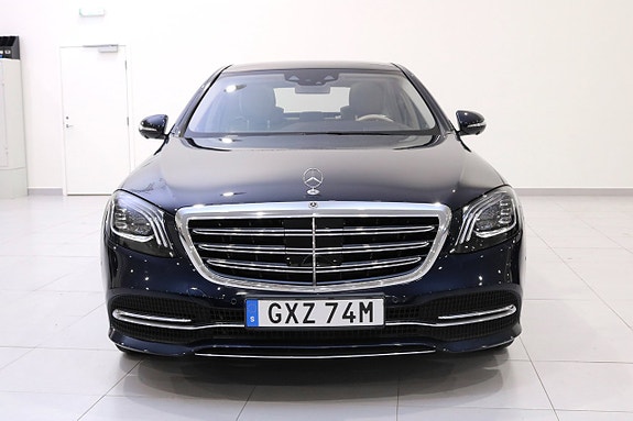 Mercedes-Benz S560 8 of 24