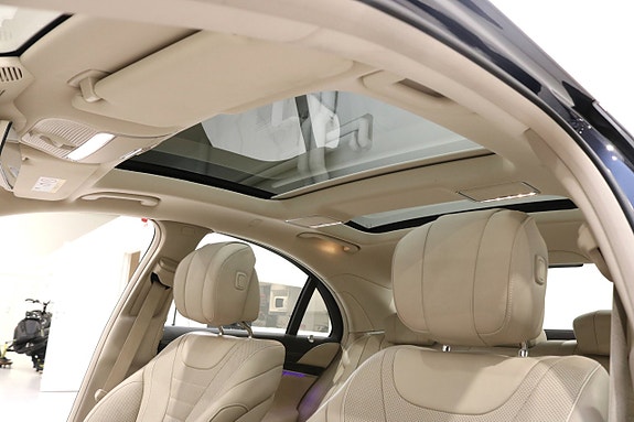 Mercedes-Benz S560 15 of 24