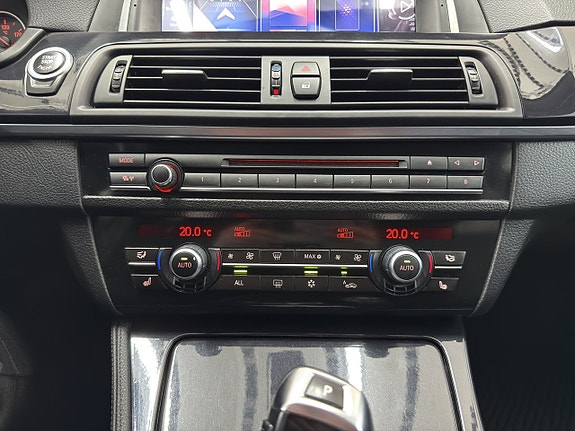 BMW 523i 15 of 17
