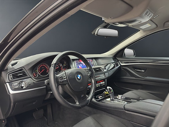 BMW 523i 7 of 17