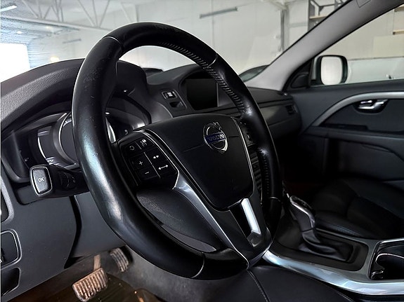 Volvo XC70 5 of 5