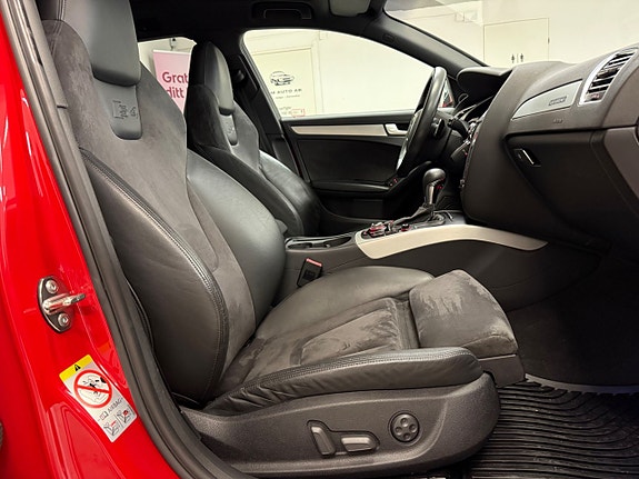 Audi S4 13 of 30