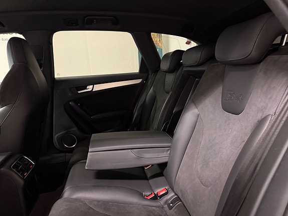 Audi S4 12 of 30
