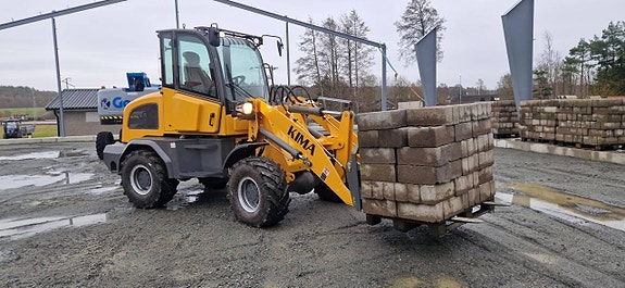 Ny lastare+3 redskap 219,900:-