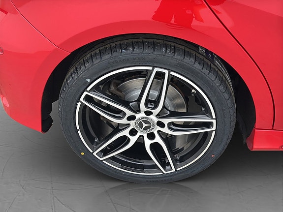 Mercedes-Benz A200 d 28 of 29