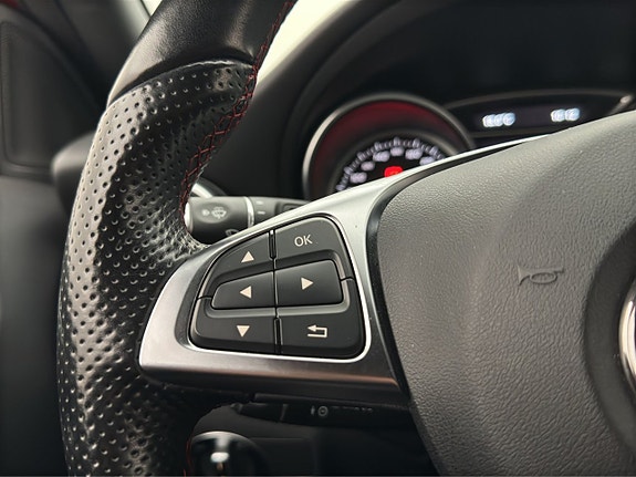 Mercedes-Benz A200 d 14 of 29