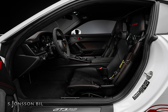 Porsche 911 GT3 RS 29 of 30