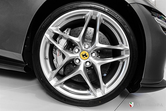 Ferrari Roma Spider 10 of 10