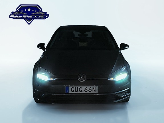 Volkswagen Golf VII 8 of 18
