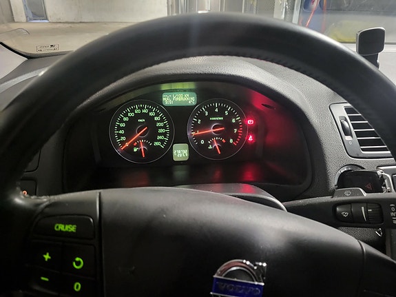 Volvo S40 3 of 4