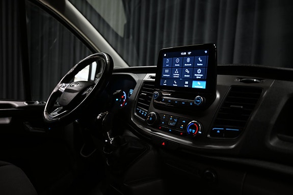 Ford Transit Custom 29 of 30