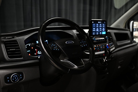 Ford Transit Custom 15 of 30
