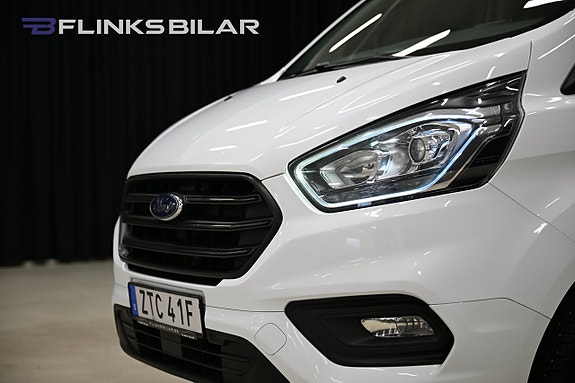 Ford Transit Custom 14 of 30
