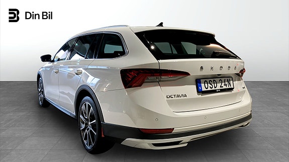 Skoda Octavia 3 of 5