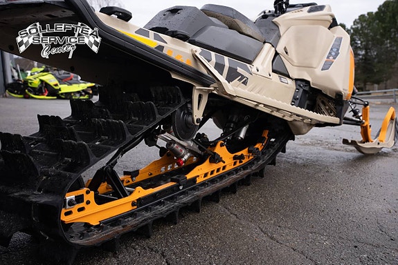 SKI-DOO FREERIDE 850 146" -22 5 of 8