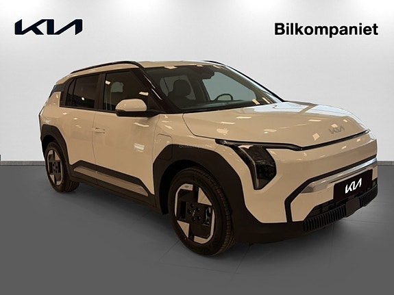 Kia EV3 3 of 5