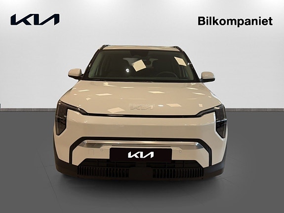 Kia EV3 2 of 5