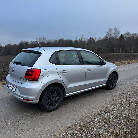 Volkswagen Polo 4 of 8