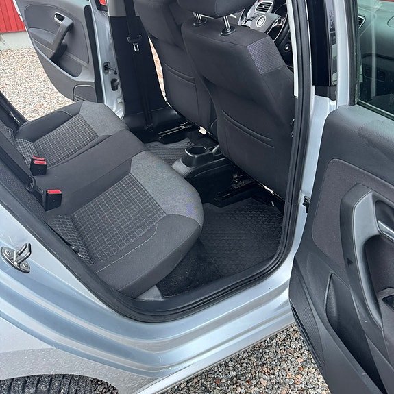 Volkswagen Polo 7 of 8