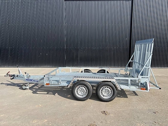 NCT Nordic Car Trailer NM104 2700 kg