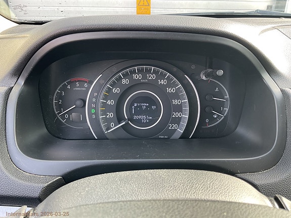 Honda CR-V 9 of 28