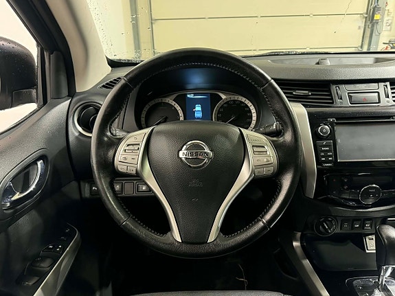 Nissan Navara 10 of 18
