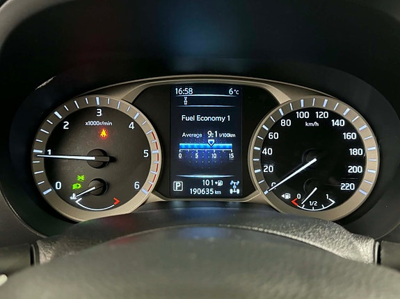 Nissan Navara 13 of 18
