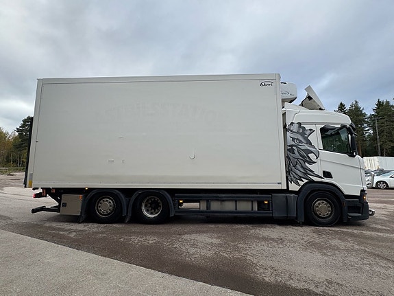 Kylbil Scania R450 B 6X2 NB -2019 | Carrier |... via auktion 6 of 27