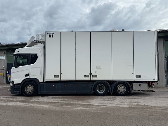 Kylbil Scania R450 B 6X2*4 NB -2017 | Carrier... via auktion 2 of 27