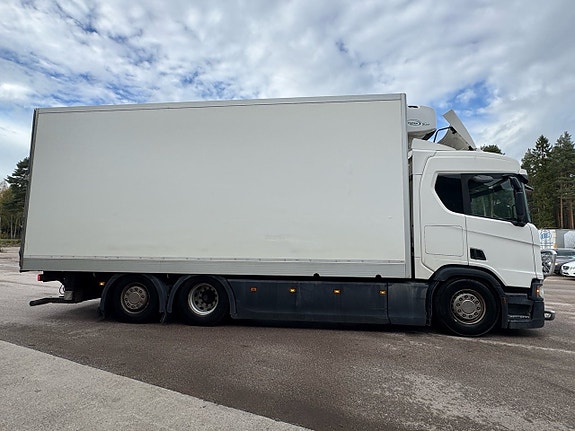 Kylbil Scania R450 B 6X2*4 NB -2017 | Carrier... via auktion 6 of 27