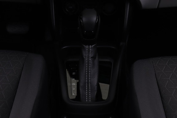 Suzuki Swift 15 of 19