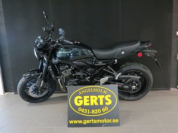 Kawasaki Z 900 RS BLACK EDITION