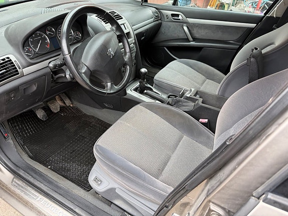 Peugeot 407 18 of 19