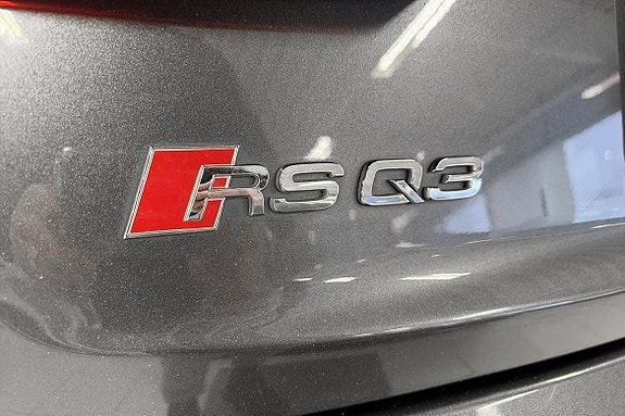 Audi RS Q3 21 of 21