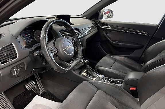 Audi RS Q3 9 of 21
