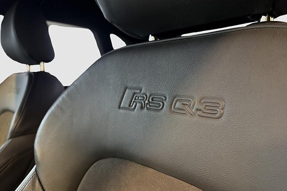 Audi RS Q3 12 of 21