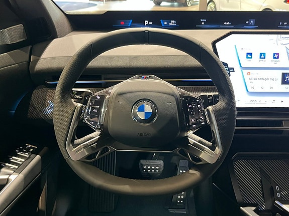 BMW iX3 11 of 27