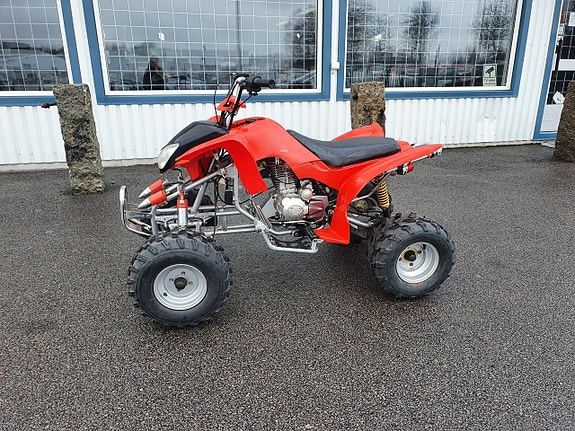 Loncin 200. Manuell växel. 4-takt