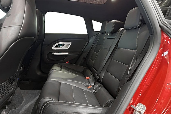 Mercedes-Benz CLA350 10 of 15