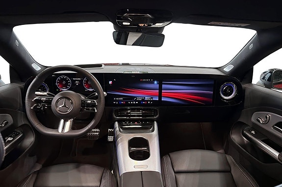 Mercedes-Benz CLA350 8 of 15