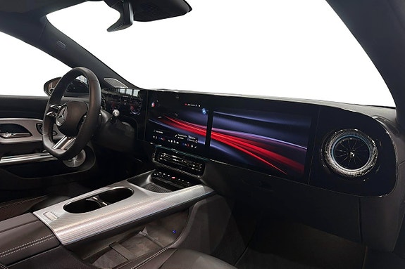 Mercedes-Benz CLA350 9 of 15