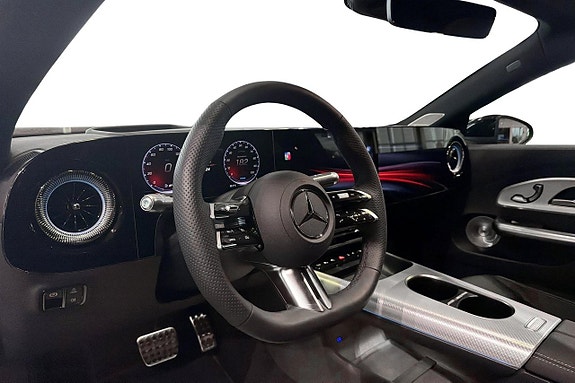 Mercedes-Benz CLA350 6 of 15