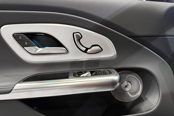Mercedes-Benz CLA350 13 of 15