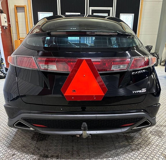 Honda Civic 5 of 5